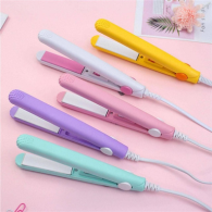 Mini Hair Straightener – Compact & Travel-Friendly